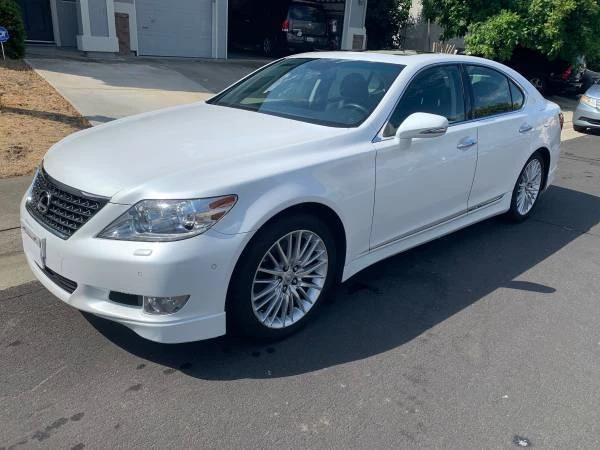 2011 Lexus LS 4th Gen - Image 2 of 23