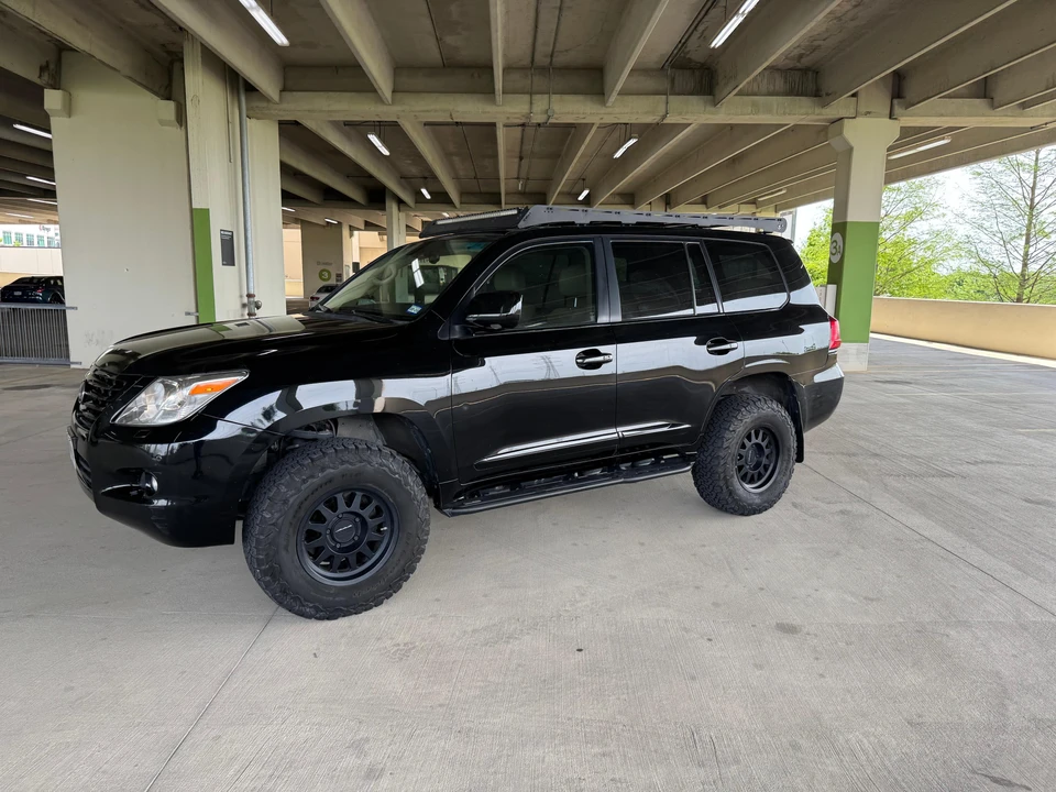 2011 Lexus LX 3rd Gen - Image 13 of 24