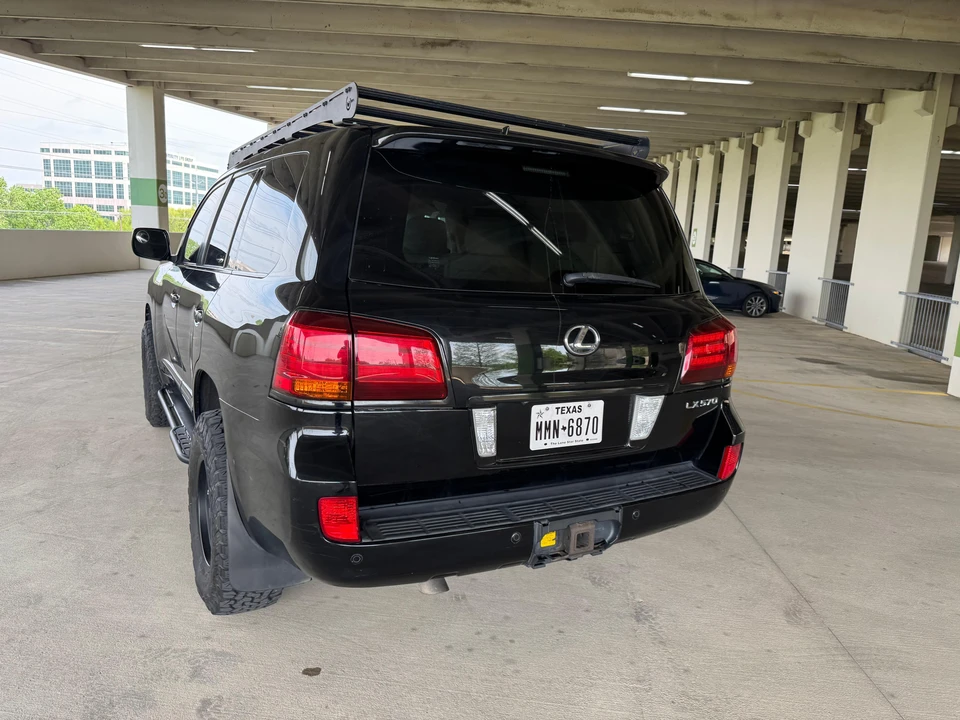 2011 Lexus LX 3rd Gen - Image 20 of 24