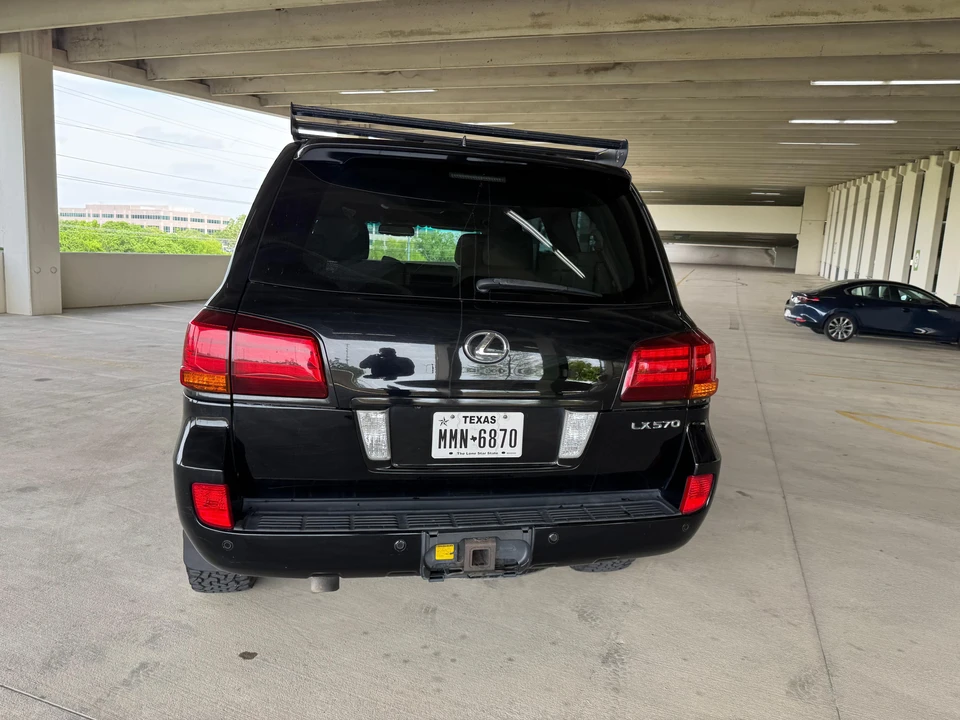2011 Lexus LX 3rd Gen - Image 21 of 24