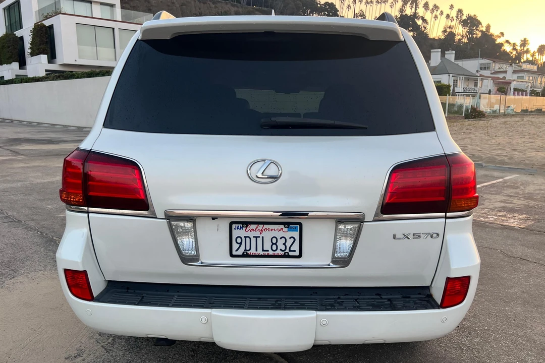 2011 Lexus LX 2nd Gen - Image 5 of 31
