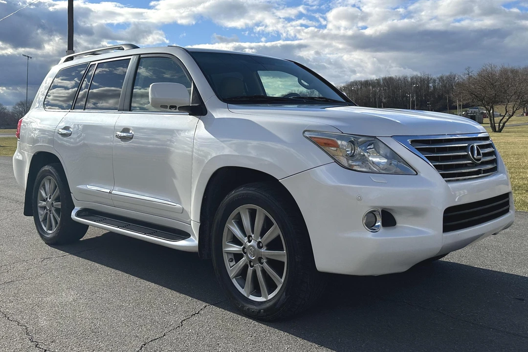 2011 Lexus LX 3rd Gen - Image 2 of 31