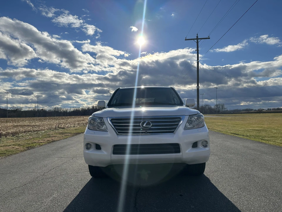 2011 Lexus LX 3rd Gen - Image 6 of 31