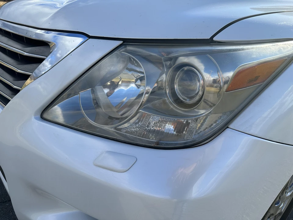 2011 Lexus LX 3rd Gen - Image 31 of 31