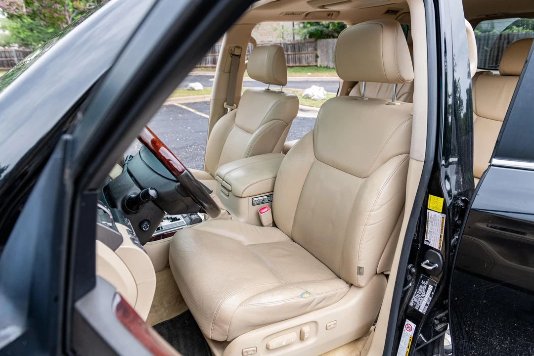 2011 Lexus LX 3rd Gen - Image 26 of 31