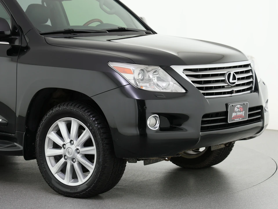 2011 Lexus LX 3rd Gen - Image 15 of 31