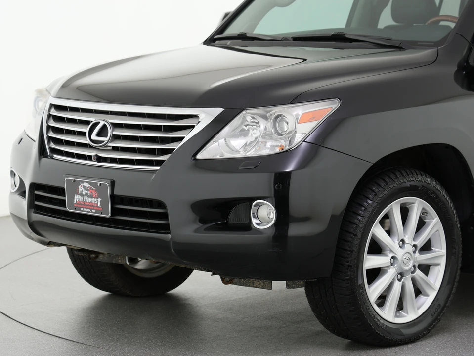 2011 Lexus LX 3rd Gen - Image 19 of 31