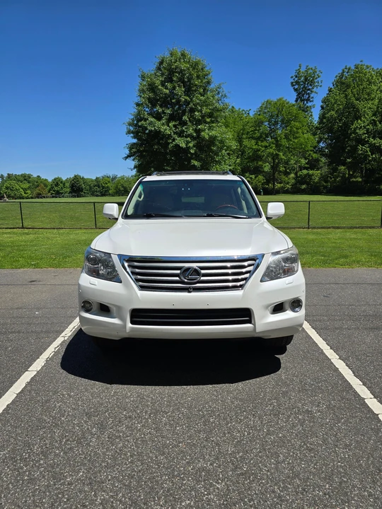 2011 Lexus LX 3rd Gen - Image 6 of 31