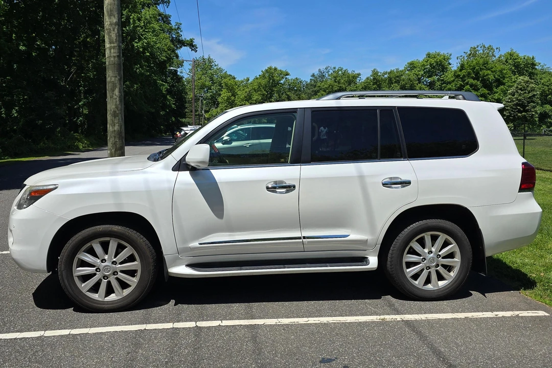 2011 Lexus LX 3rd Gen - Image 3 of 31