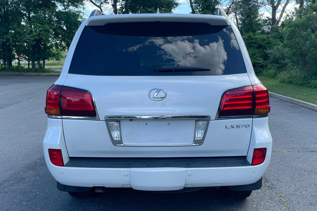 2011 Lexus LX 3rd Gen - Image 5 of 31