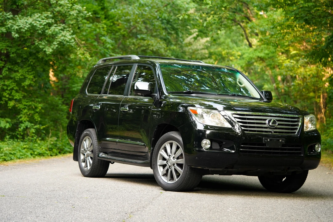 2011 Lexus LX 2nd Gen - Image 17 of 31