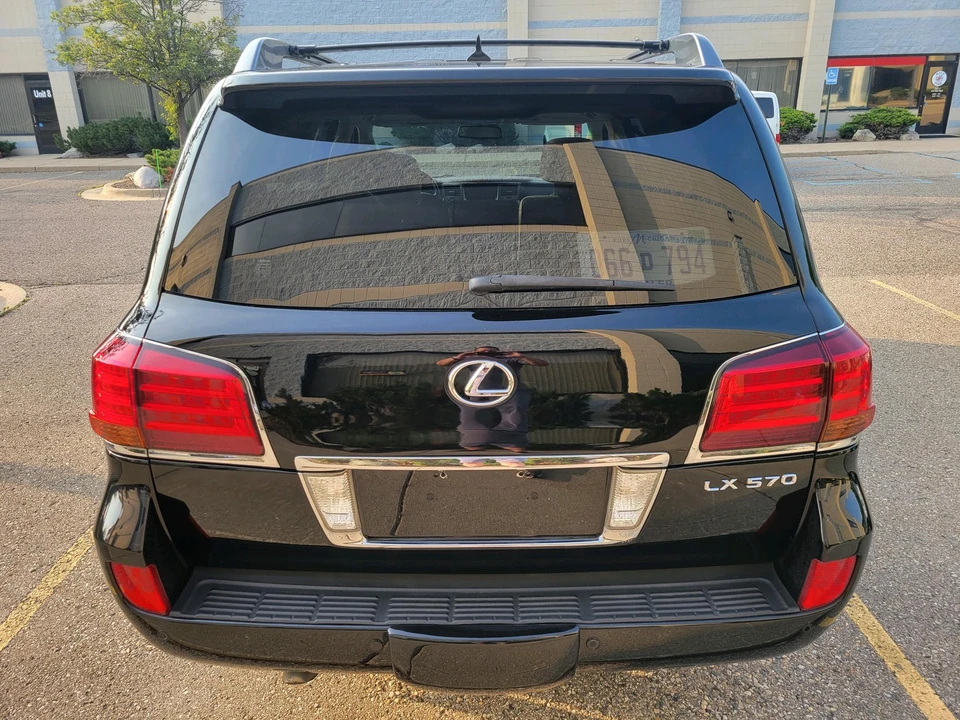 2011 Lexus LX 2nd Gen - Image 13 of 31