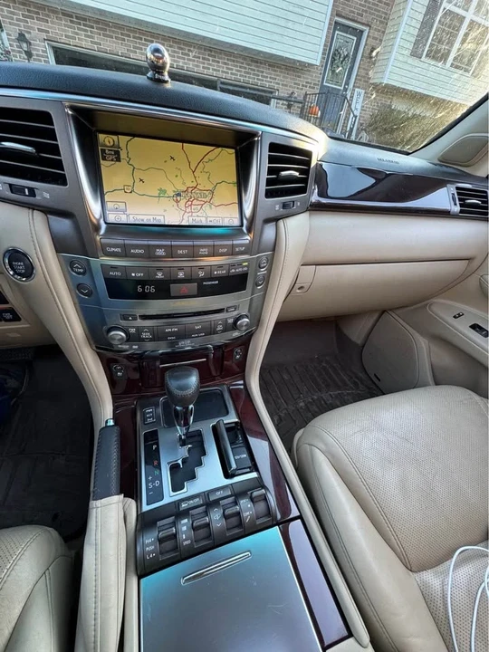 2011 Lexus LX 3rd Gen - Image 5 of 7