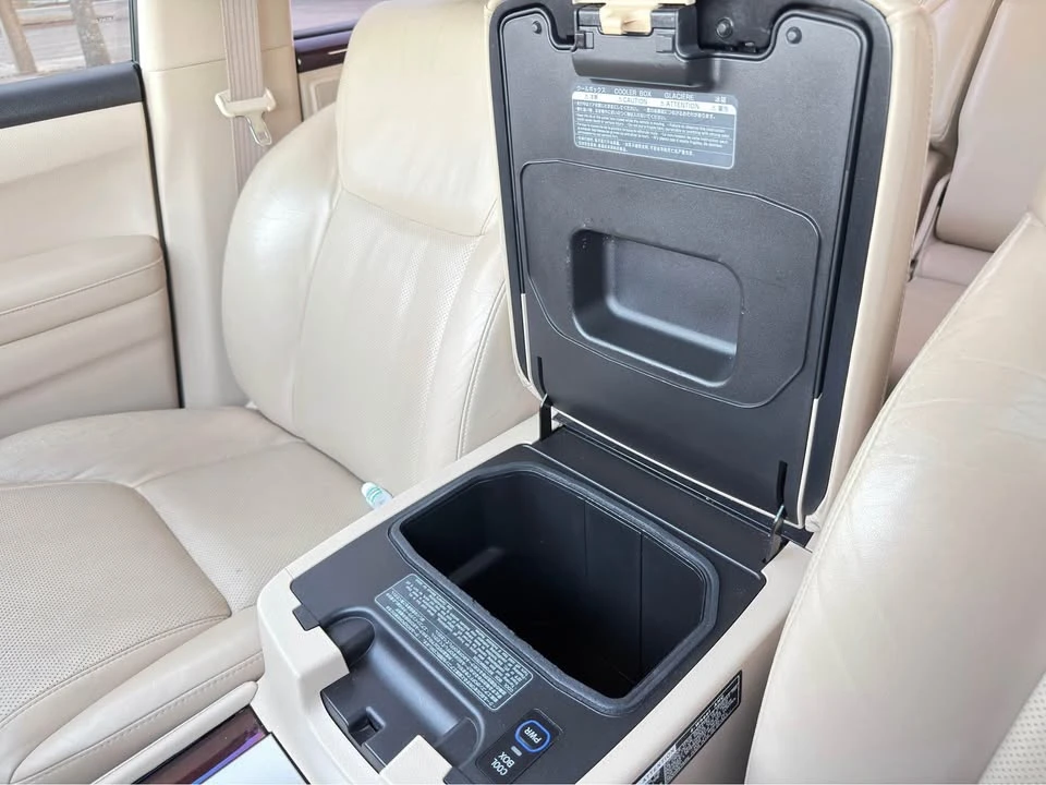 2011 Lexus LX 3rd Gen - Image 19 of 20