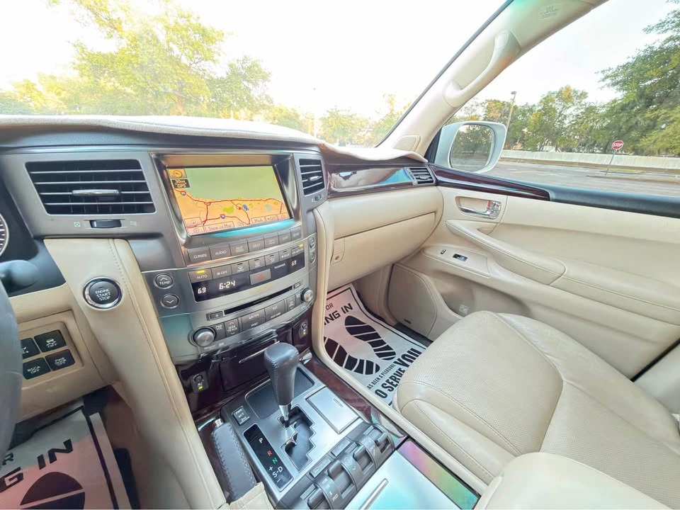 2011 Lexus LX 3rd Gen - Image 15 of 20