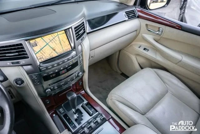 2011 Lexus LX 3rd Gen - Image 19 of 21