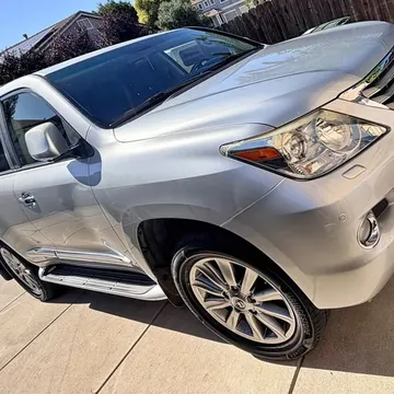 2011 Lexus LX 570