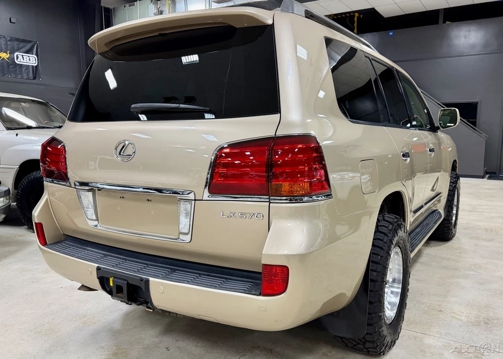 2011 Lexus LX 3rd Gen - Image 10 of 12
