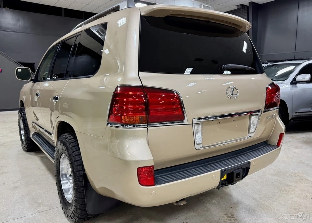 2011 Lexus LX 3rd Gen - Image 12 of 12