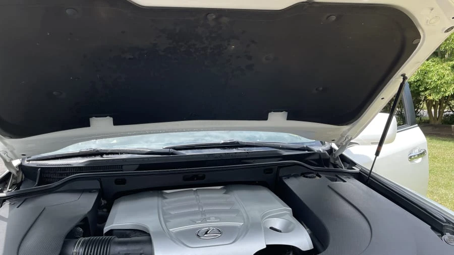 2011 Lexus LX 3rd Gen - Image 15 of 30