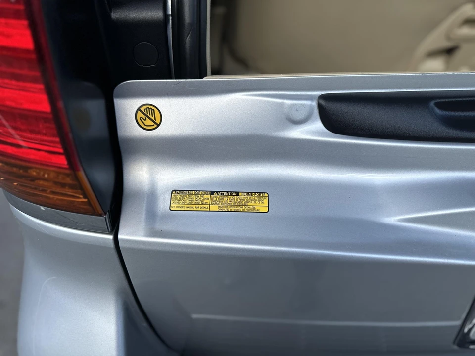 2011 Lexus LX 3rd Gen - Image 24 of 31