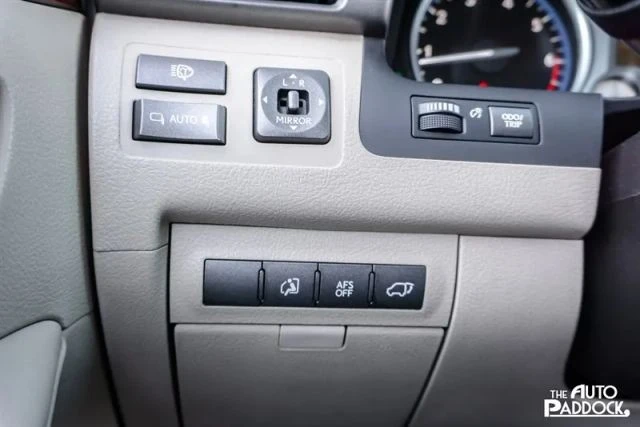 2011 Lexus LX 2nd Gen - Image 21 of 21