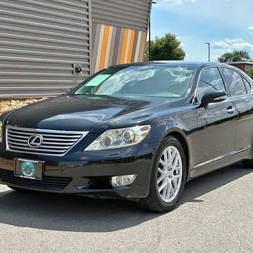 2011 Lexus LS Luxury