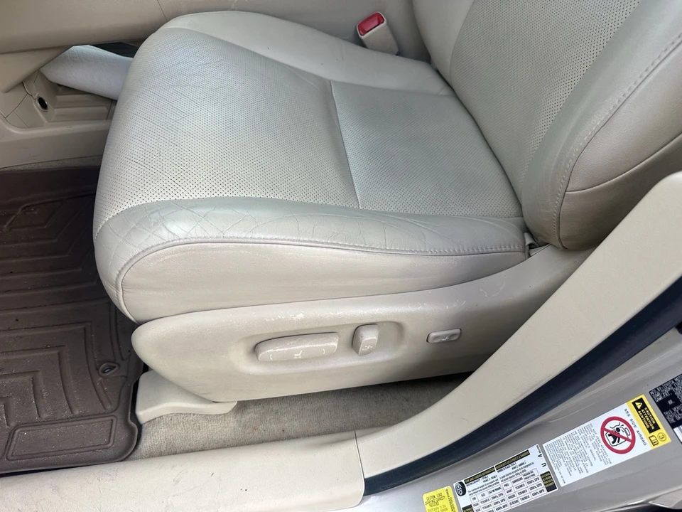 2011 Lexus RX 3rd Gen - Image 13 of 17