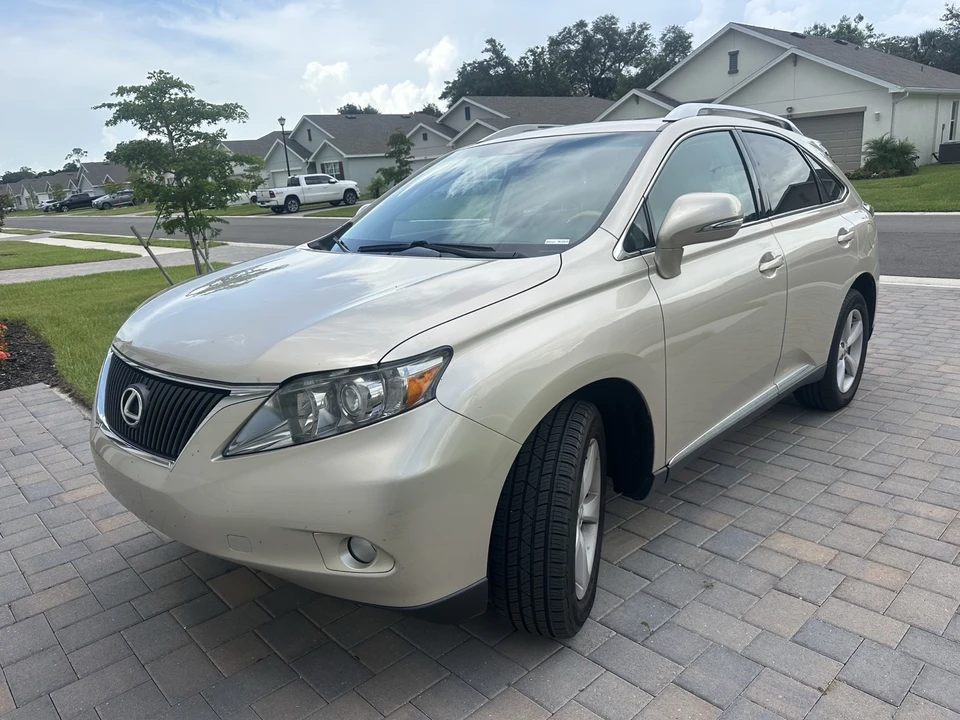 2011 Lexus RX 3rd Gen - Image 9 of 17