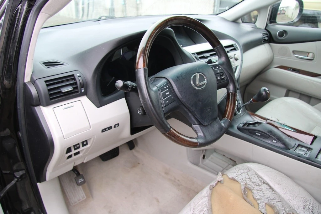 2011 Lexus RX 3rd Gen - Image 15 of 21