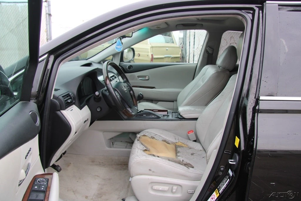 2011 Lexus RX 3rd Gen - Image 14 of 21