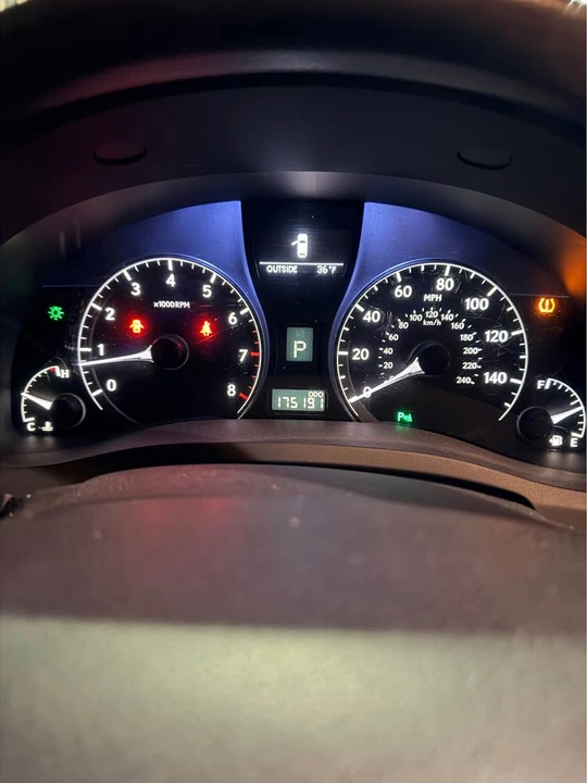 2011 Lexus RX 3rd Gen - Image 11 of 16