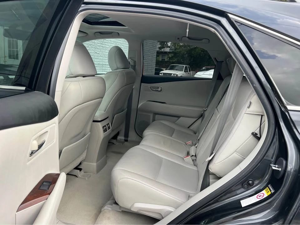 2011 Lexus RX 3rd Gen - Image 11 of 13