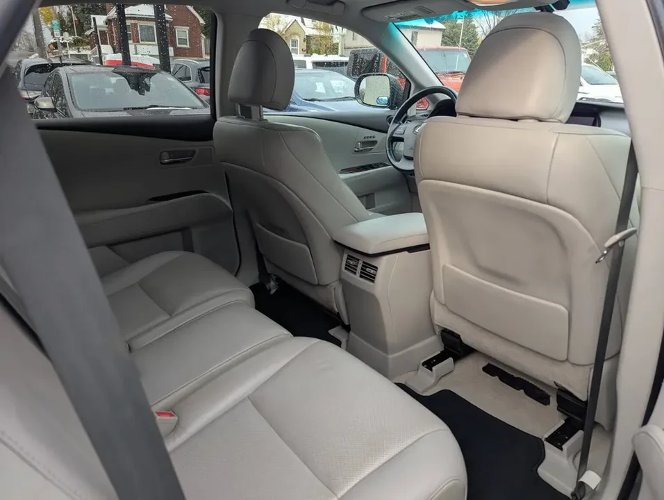 2011 Lexus RX 3rd Gen - Image 4 of 4