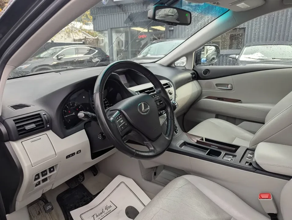 2011 Lexus RX 3rd Gen - Image 3 of 4