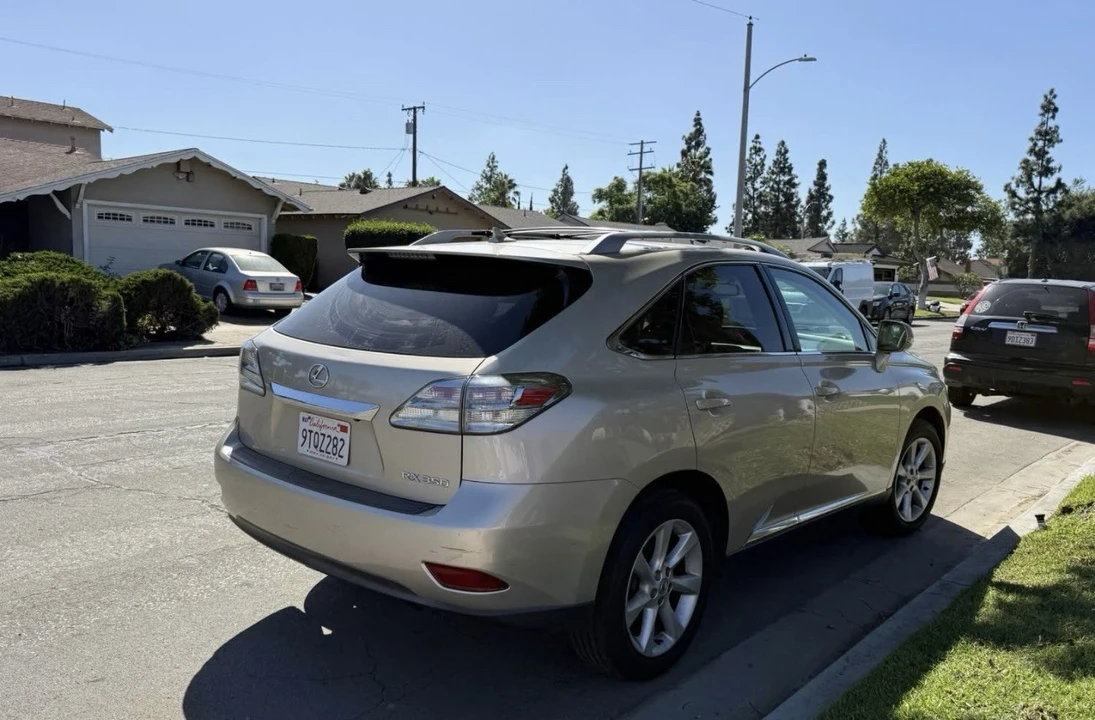 2011 Lexus RX 3rd Gen - Image 2 of 10