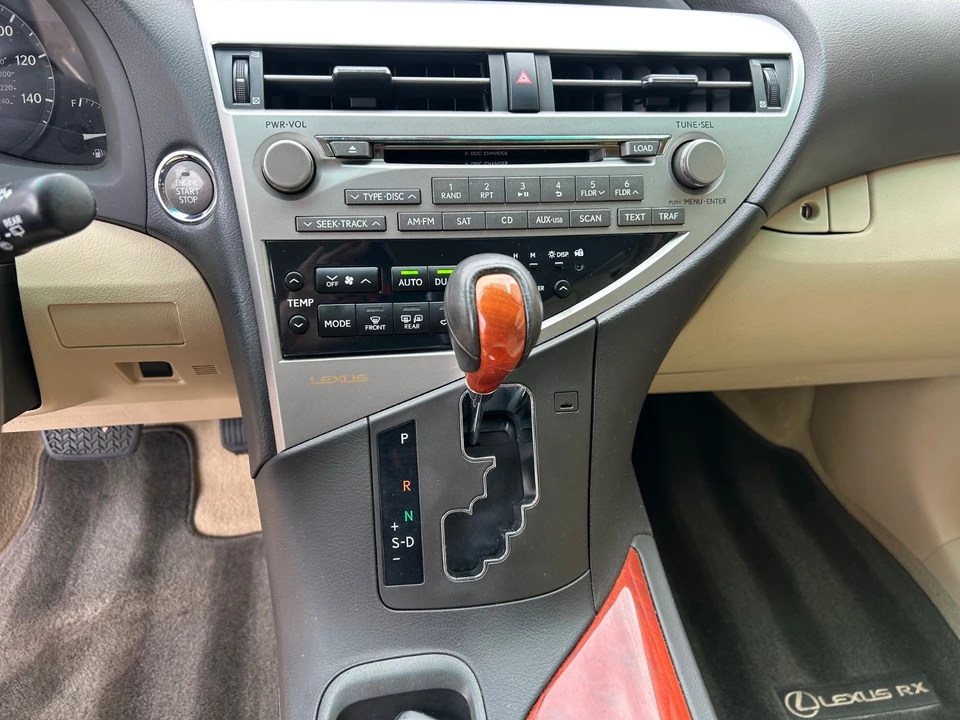 2011 Lexus RX 3rd Gen - Image 15 of 21