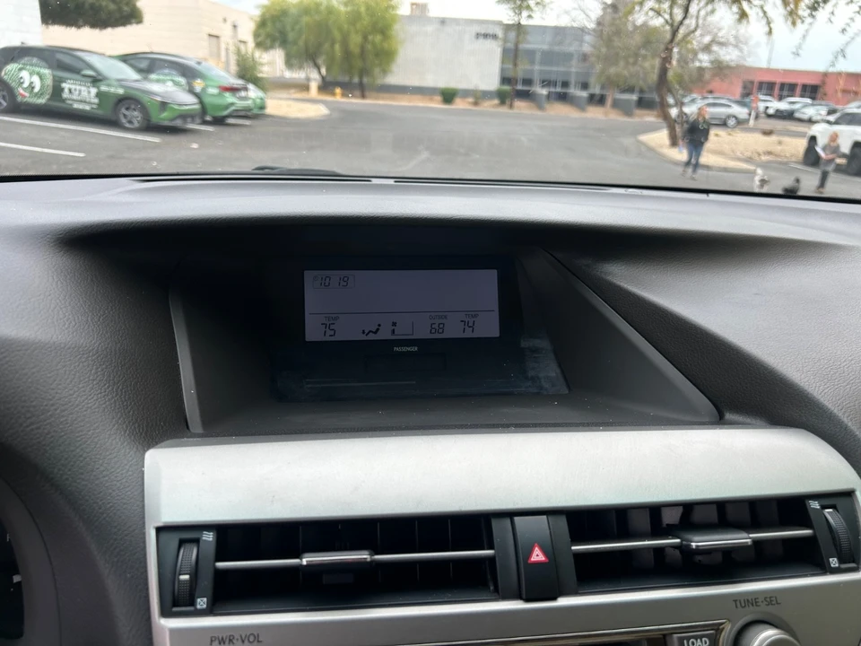 2011 Lexus RX 3rd Gen - Image 14 of 21