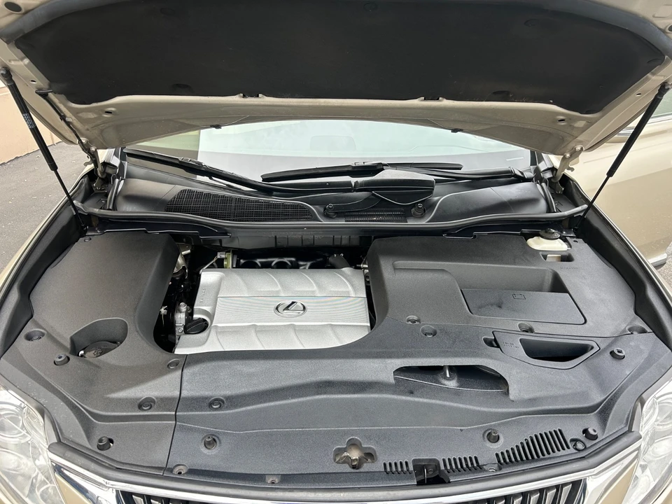 2011 Lexus RX 3rd Gen - Image 20 of 21