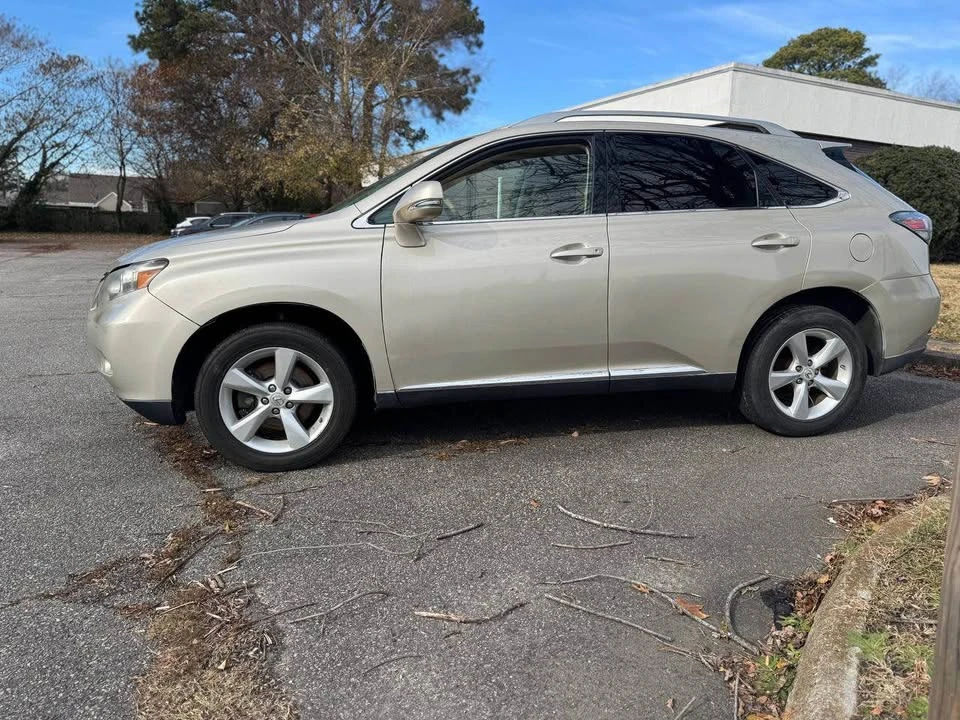 2011 Lexus RX 3rd Gen - Image 3 of 17