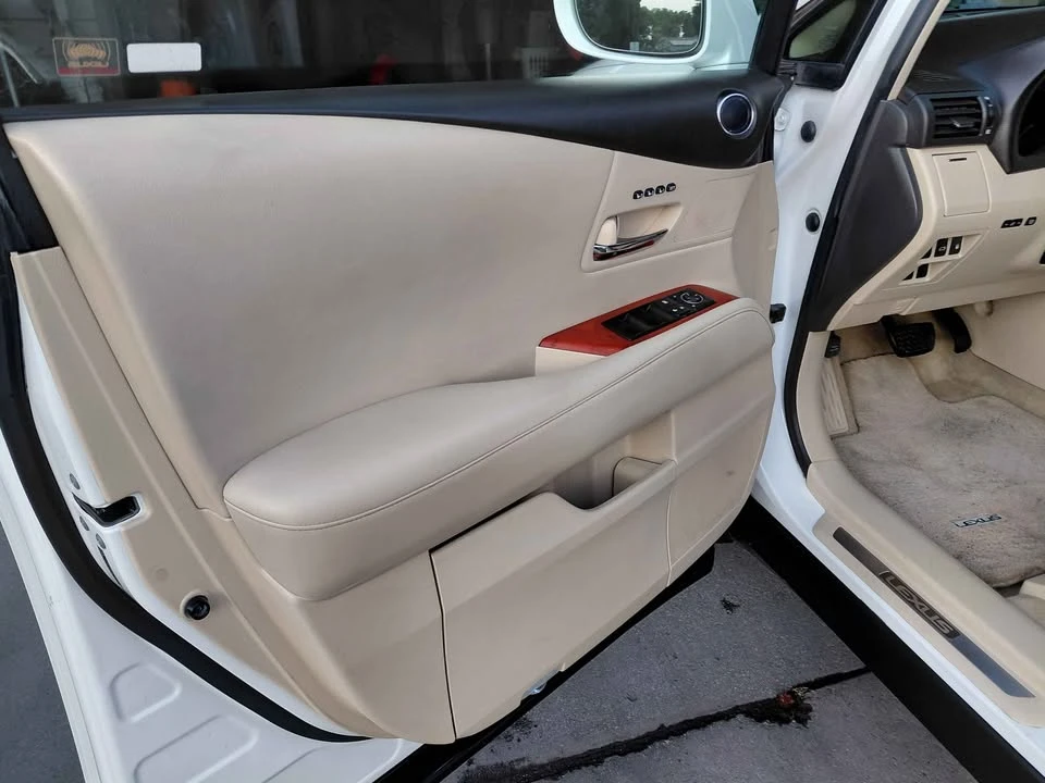 2011 Lexus RX 3rd Gen - Image 6 of 14