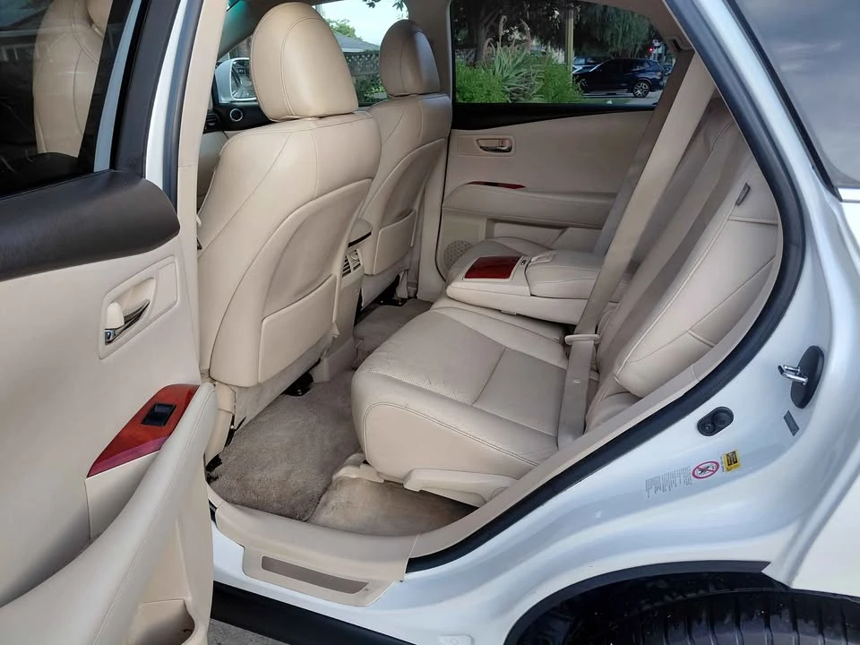2011 Lexus RX 3rd Gen - Image 8 of 14