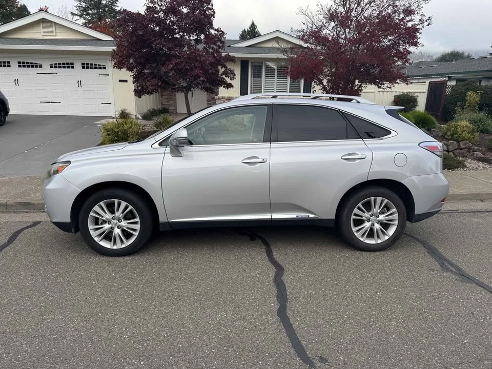 2011 Lexus RX 3rd Gen - Image 3 of 8