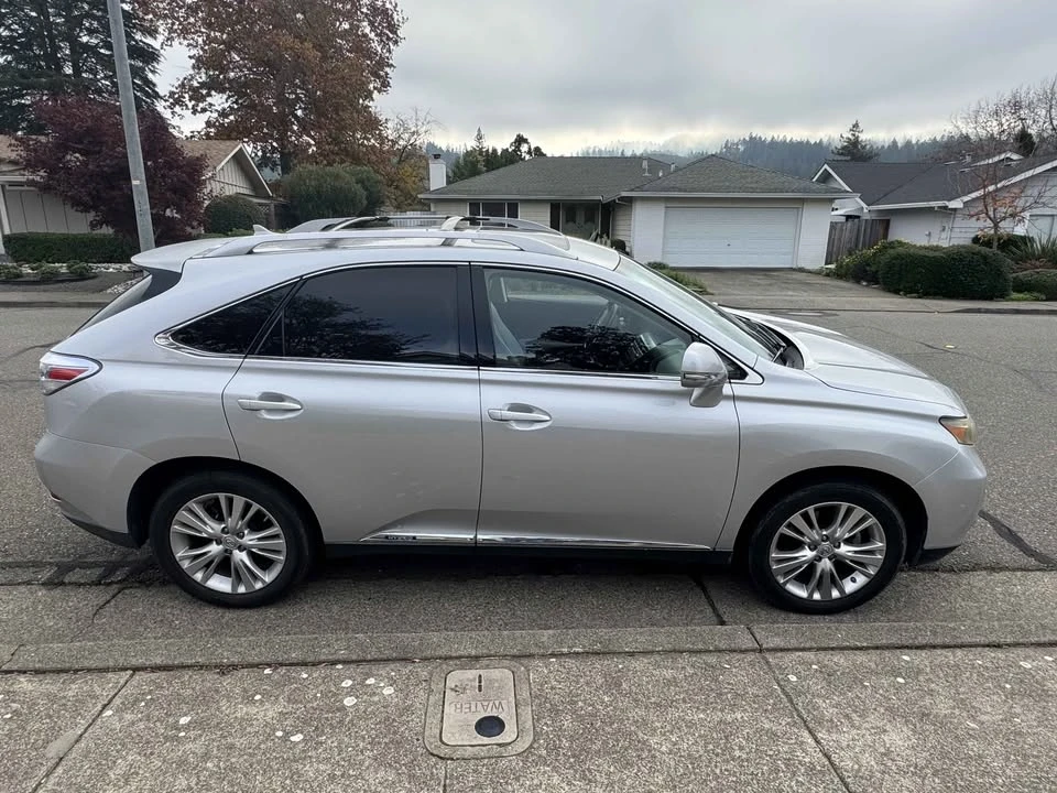2011 Lexus RX 3rd Gen - Image 7 of 8