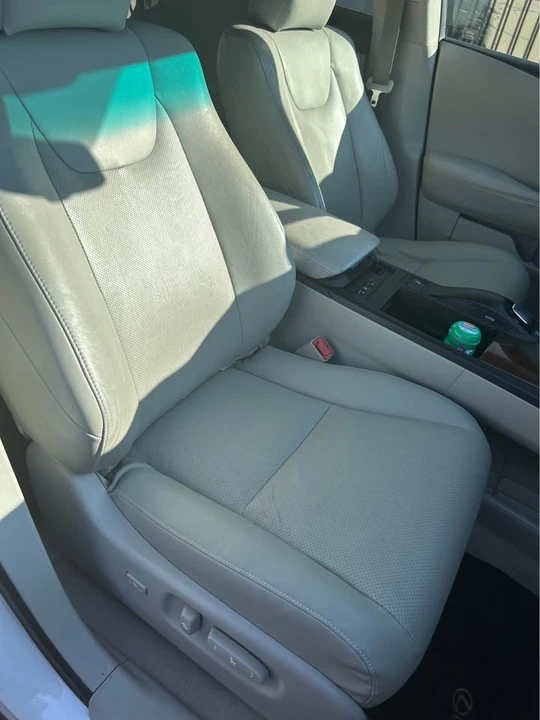 2011 Lexus RX 3rd Gen - Image 13 of 14