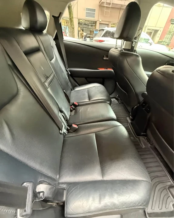 2011 Lexus RX 3rd Gen - Image 8 of 10