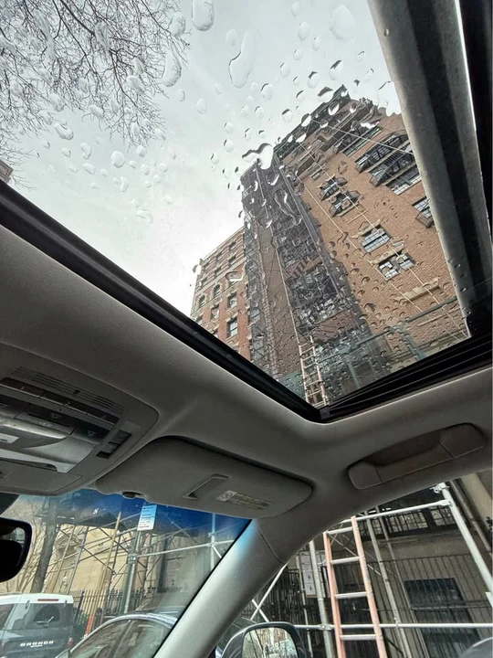 2011 Lexus RX 3rd Gen - Image 4 of 10