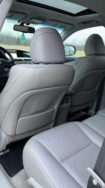 2011 Lexus RX 3rd Gen - Image 9 of 10