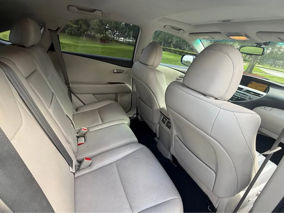 2011 Lexus RX 3rd Gen - Image 12 of 15