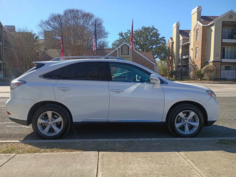 2011 Lexus RX 3rd Gen - Image 2 of 14